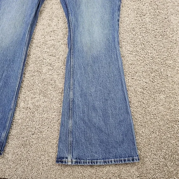 Wrangler High Rise Fierce Flare Denim Jeans Women 12 (Actual 32x31) Blue Stretch - Picture 3 of 8